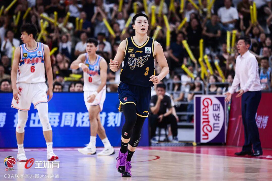 欧冠球队排名-3月11日前瞻 I 常规赛硝烟再起，华南虎第二阶段首战新疆